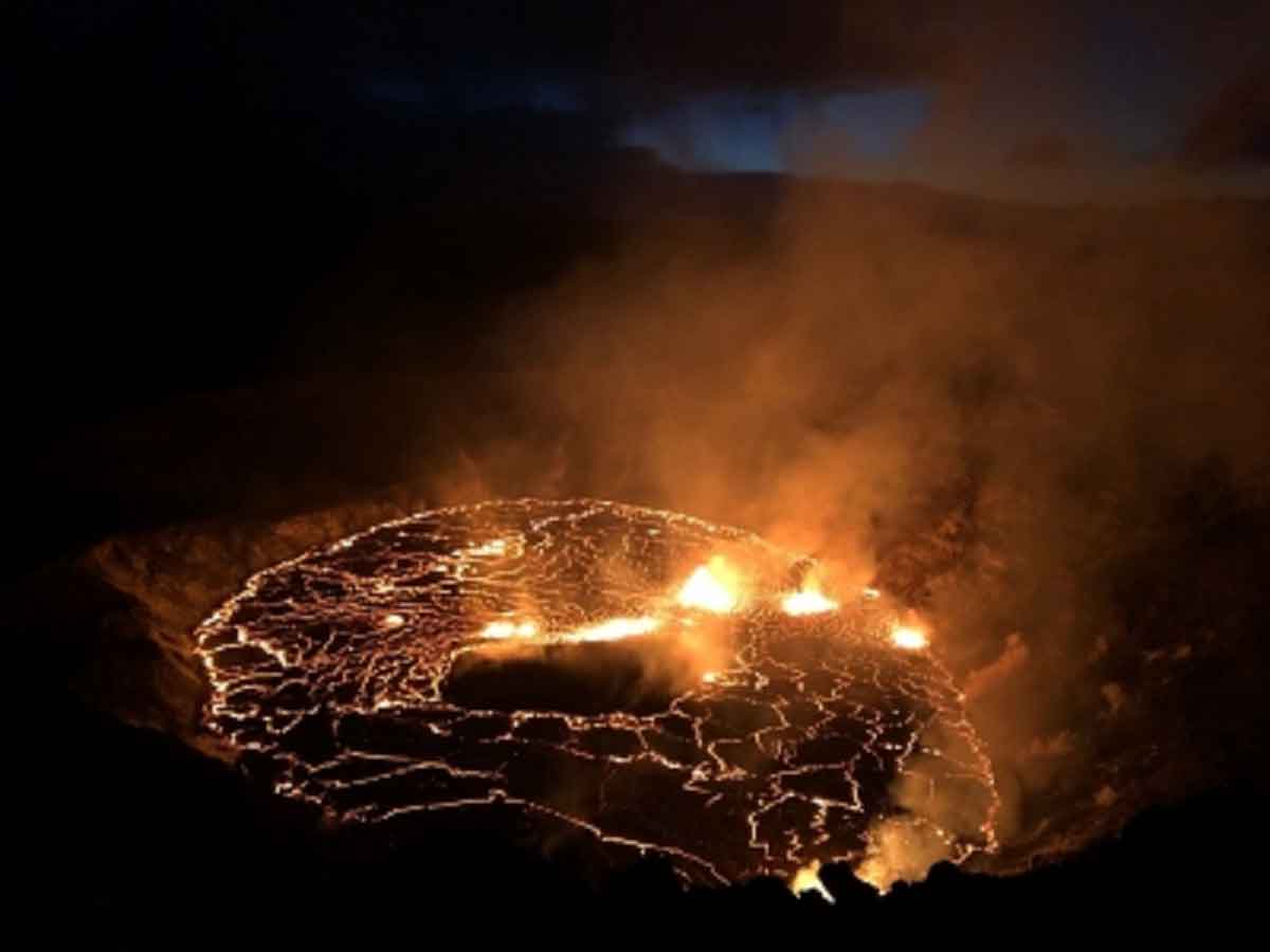 Hawaii’s Kilauea volcano erupts, alert level elevated to warning