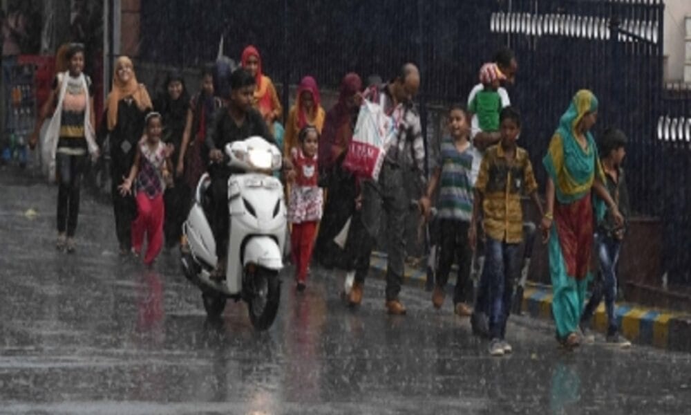 Schools closed in Lucknow due to heavy rain