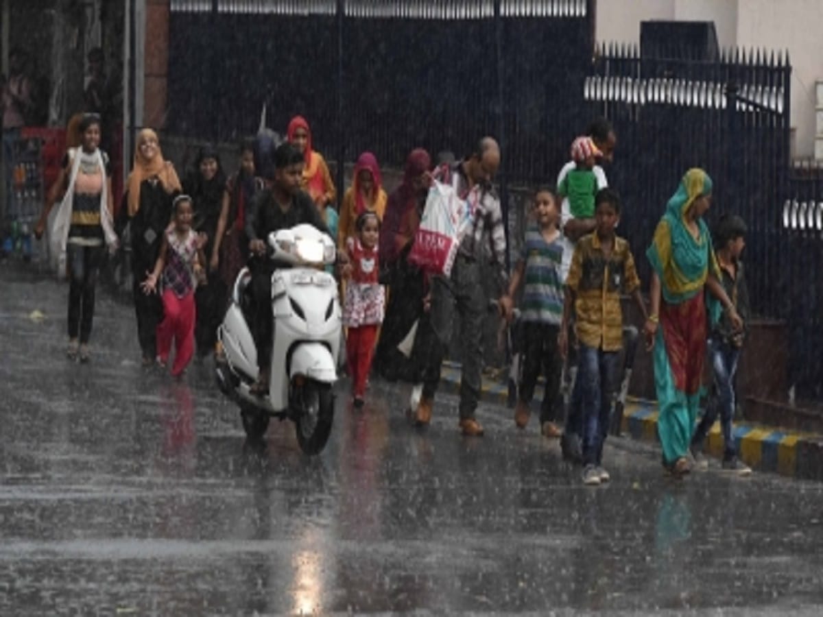 Schools closed in Lucknow due to heavy rain