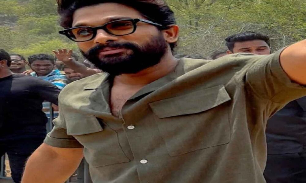 Allu Arjun heaps praise on SRK for ‘Jawan’ spectacle; SRK reveals he saw ‘Pushpa’ thrice in 3 days