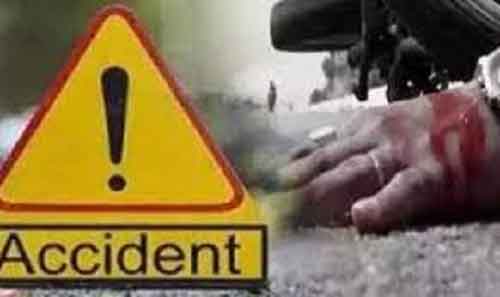 Accident near Godhra claims four lives, including children; 11 injured