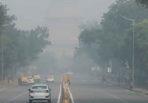 Delhi grapples with worsening air, Anand Vihar crosses ‘very poor’ threshold on AQI