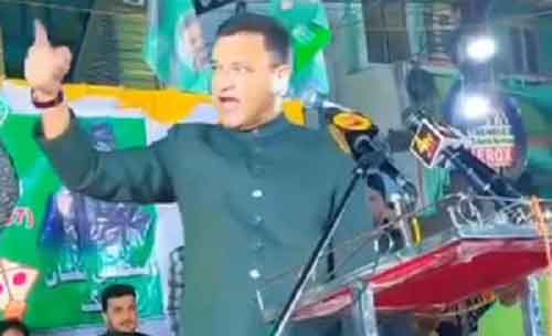 Akbaruddin Owaisi threatens police officer during campaigning