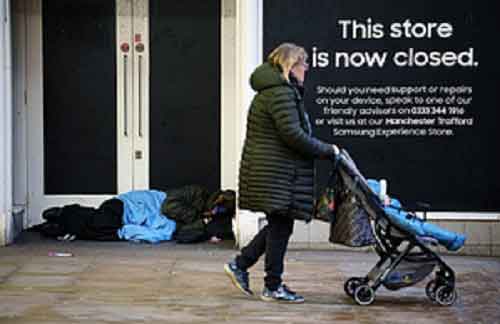 UK Chancellor announces major tax cut to boost economic growth