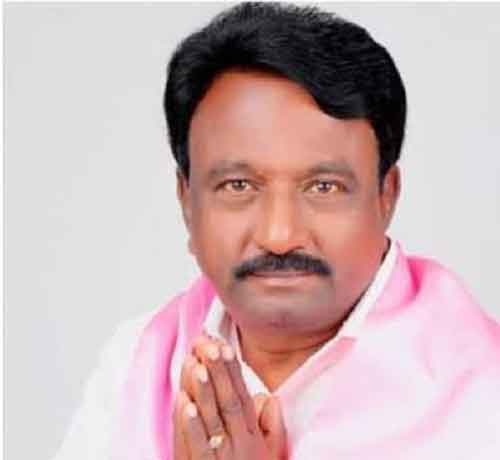 BRS sitting MLA joins Congress