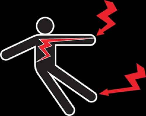 Class 10 boy dies of electrocution while playing cricket in K’taka