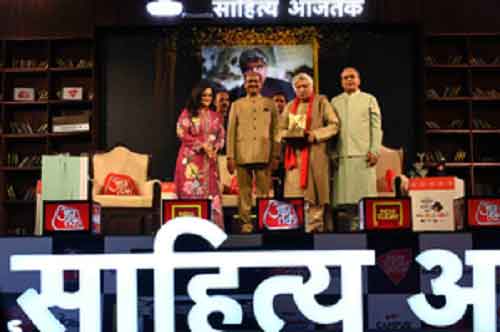 ‘Aaj Tak Sahitya Jagriti Samman’ honours 9 writers, including Javed Akhtar with Lifetime Achievement