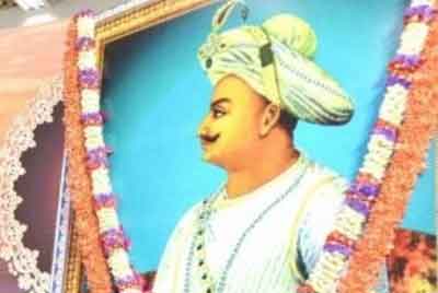 Tension in K’taka town after posters insulting Tipu Sultan surface