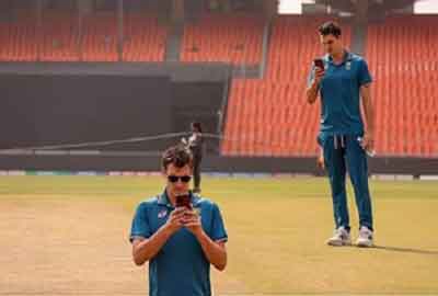 Men’s ODI WC: Cummins’ photo goes viral claiming ‘collecting evidence’ ahead of final clash