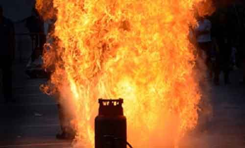 Cylinder blast in Bihar kills one, injures 8