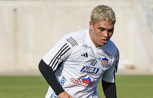 Colombia midfielder Quintero sets sights on Copa America