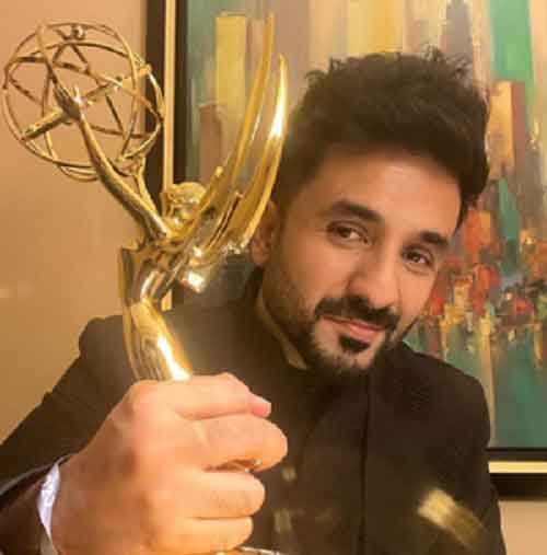 Big B asks about Emmy International winner in ‘KBC’, Vir Das reacts