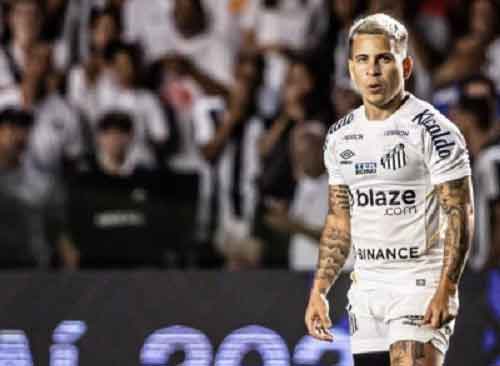 Venezuelan playmaker Soteldo joins Gremio on loan