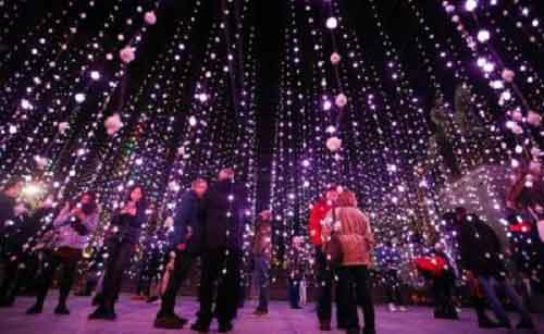 Europe celebrates Christmas amid lingering security concerns