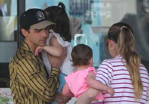 Joe Jonas spotted in London after bringing kids to Sophie Turner for Christmas