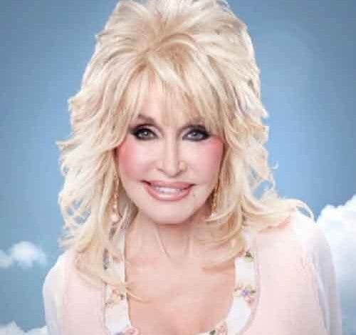 Dolly Parton talks about plastic surgery procedure she regrets