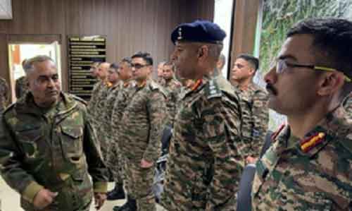 Army chief visits J&K’s Poonch, reviews ground situation