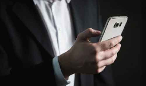 Centre directs social media subsidiaries to ban ads of illegal betting, loan apps