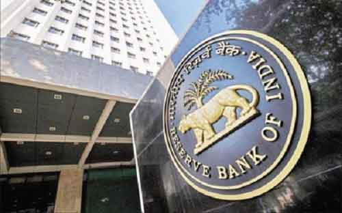 RBI ups weight of SBI, HDFC Bank in too-big-to-fail list