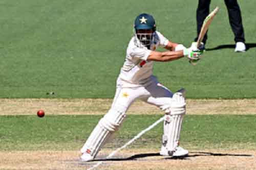 Mohammad Hafeez lashes out at umpiring after Rizwan’s controversial dismissal at MCG