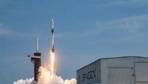 Musk’s SpaceX sends top-secret US military space plane to orbit