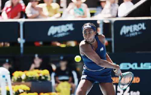 Defending champion Coco Gauff moves into Auckland quarterfinals