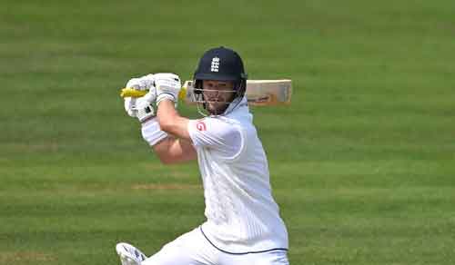 Facing India’s seam attack is going to be tough no matter how flat the pitches are, says Ben Duckett