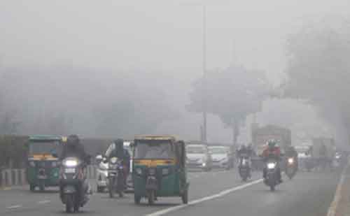 Dense fog & cold wave to continue for 5 days, says IMD