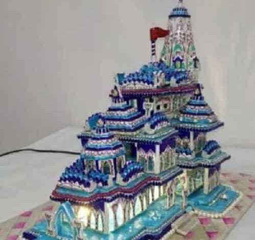 Kashi craftsman creates Ram Temple’s replica with gold, silver and diamonds