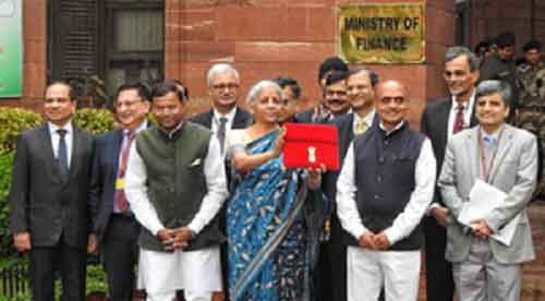 Interim Union Budget 2024: FM reaches Rashtrapati Bhawan