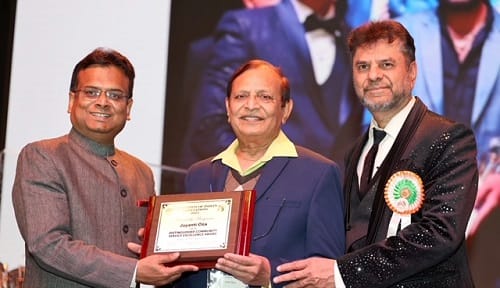 FIA honors Jayanti Oza for Excellent News Photography and Videography