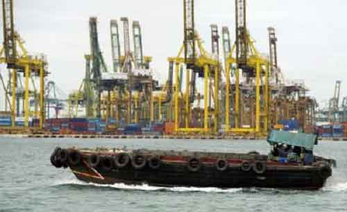 Higher exports, cheaper oil imports boost trade balance; Houthis cast a shadow