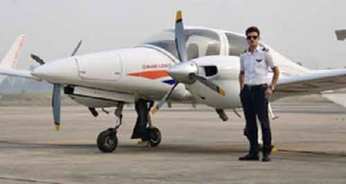 Youth from J&K’s Tral inspires local boys & girls to look for challenging careers