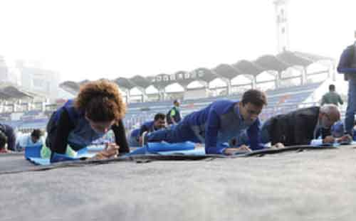 Tribute to ISRO: Thousands create largest online video album by holding abdominal plank in B’luru