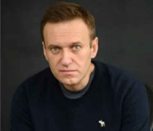 Putin’s critic Navalny’s body handed to his mother