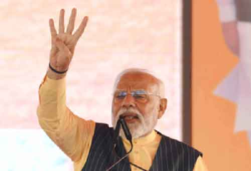 Kashmiris expect PM Modi to bring gifts of peace & progress