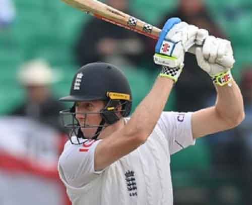 5th Test: Crawley makes unbeaten 61, Kuldeep picks two as England reach 100/2