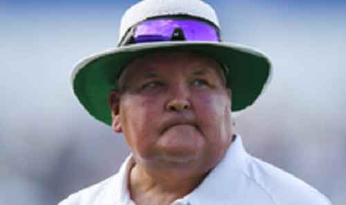 Marais Erasmus announces retirement from international cricket umpiring