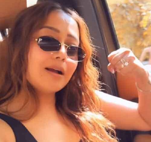 Neha Kakkar grooves to her new track ‘Bholenath’ on Shivaratri, says ‘aur kya chahiye’