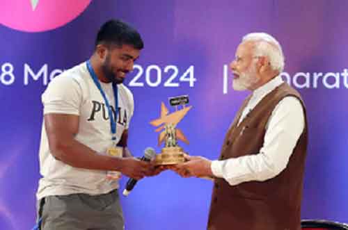 Daily workout is necessary: Ankit Baiyanpuria at National Creators Award