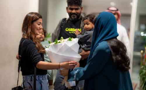 Nayanthara lands in Saudi Arabia for vacation, dismisses rumours of separation