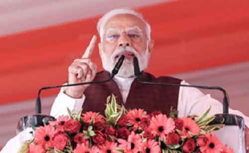 PM Modi to roll out rail projects worth Rs 85K crore, flag off 10 new Vande Bharat trains