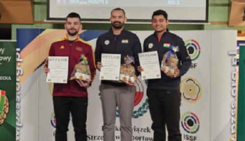 Akhil, Anish, Niraj shine as India win six medals at the Polish Grand Prix