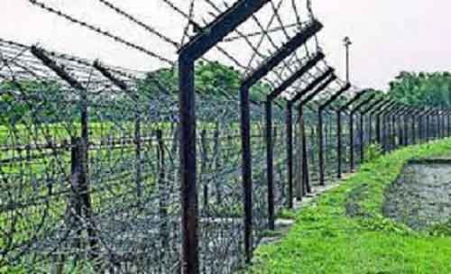 BSF hands over body of Bangladeshi smuggler killed in firing on Tripura border to family