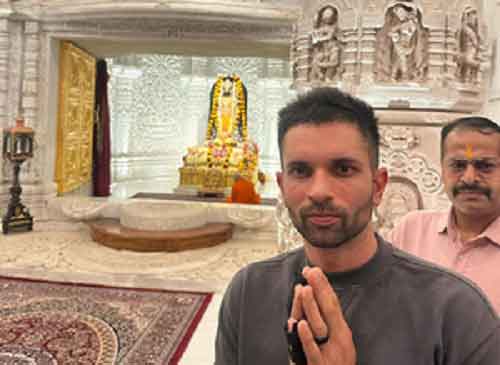 South African spinner Keshav Maharaj visits Ram Mandir in Ayodhya to seek blessings