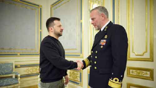 Ukrainian president, senior NATO official meet on support for Kiev