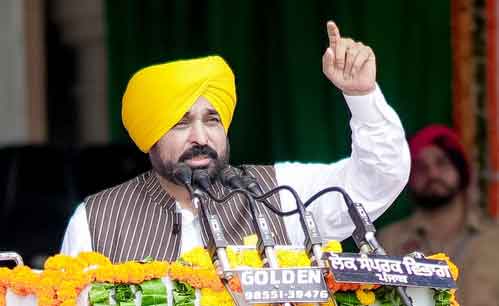 Punjab CM leaves for Delhi, AAP to hold protests