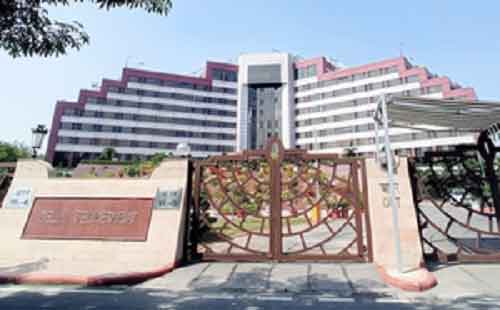 Schemes never specific to individuals, continue in normal course, says Delhi Secy