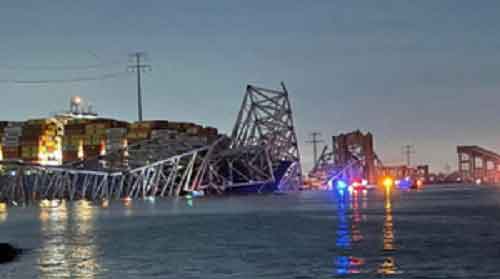 ‘Mass casualties’ feared as Baltimore bridge collapses after being struck by ship
