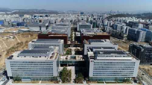 LG Group to invest over $74 billion into future tech by 2028